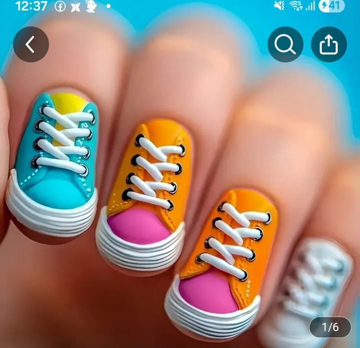 24 PC. Press On Nails
